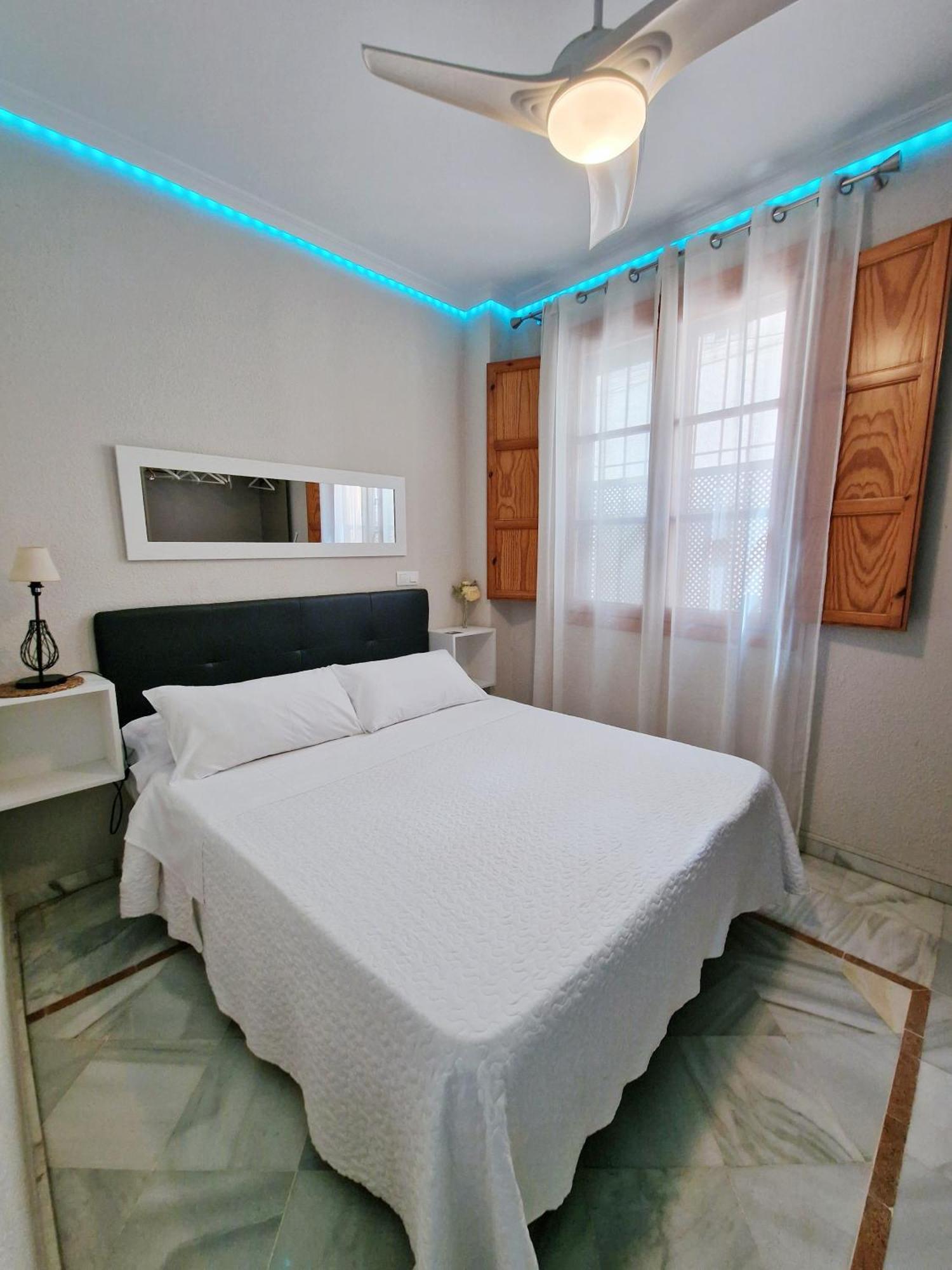 Apartamento Completo Plaza De Las Tendillas - Parking Privado - Alojamientos El Duque Córdoba Eksteriør bilde